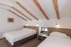 Triple room
